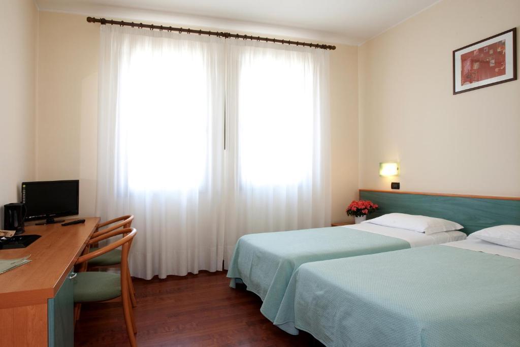 Hotel Valbrenta Limena Εξωτερικό φωτογραφία