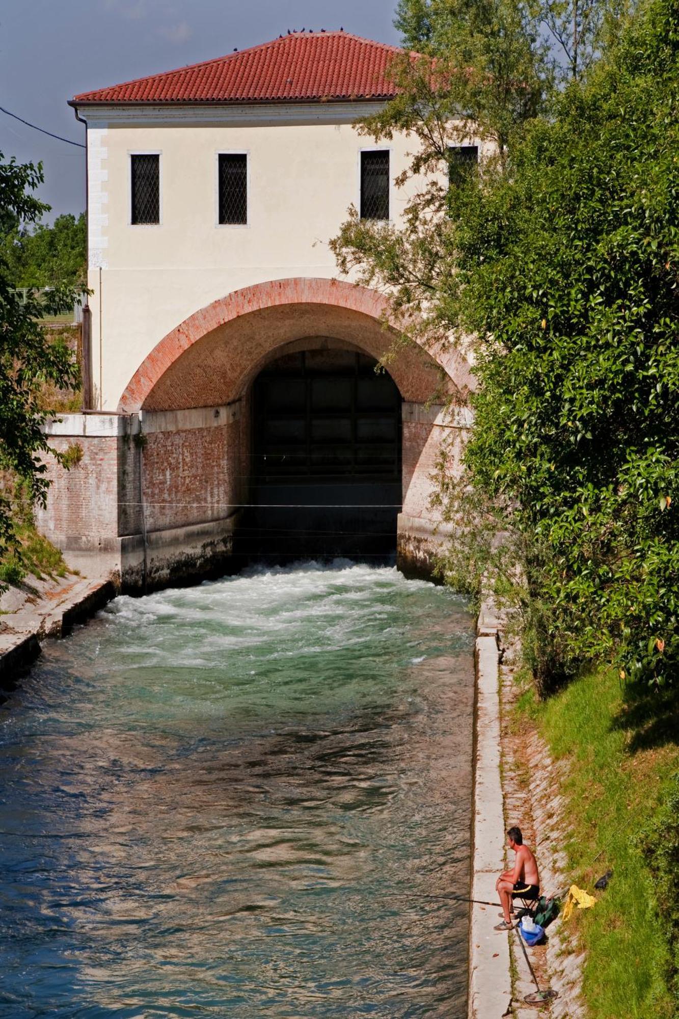 Hotel Valbrenta Limena Εξωτερικό φωτογραφία